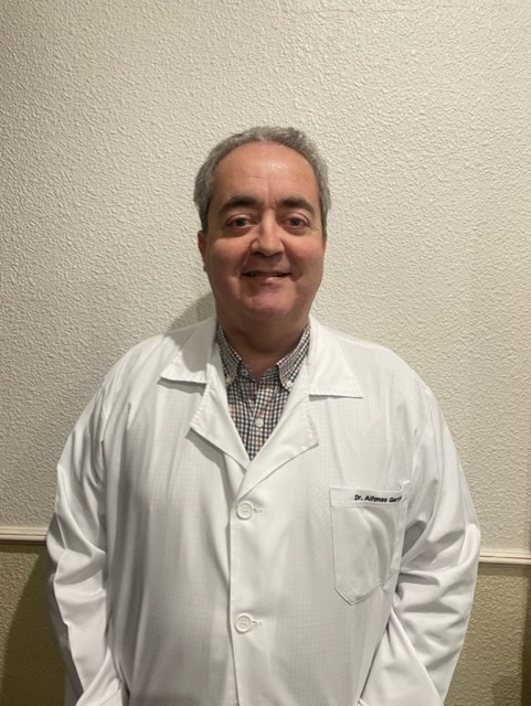 Dr. Alfonso García Guisado